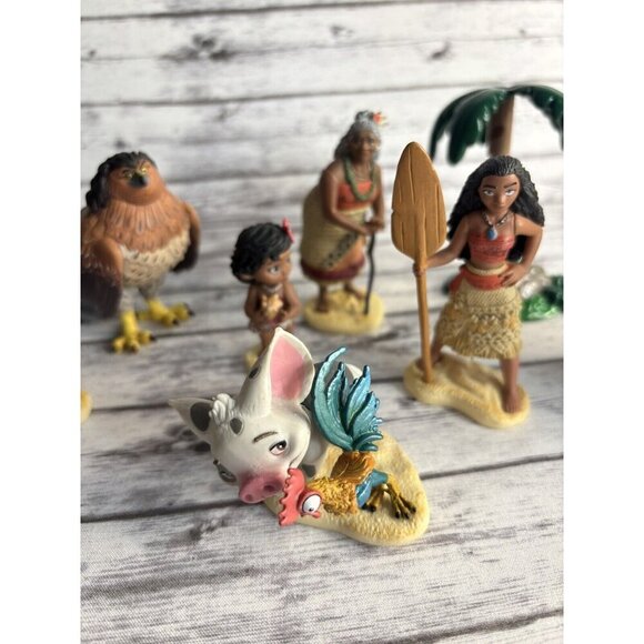 Disney Moana PVC Plastic Figurines Cake Toppers Lot Of 8 - Picture 4 of 11